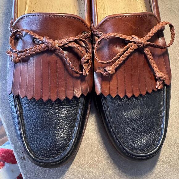 Allen Edmonds Nottingham Shoes Mens 9.5 B Brown Black Kiltie Tassel Loafers USA main image 9